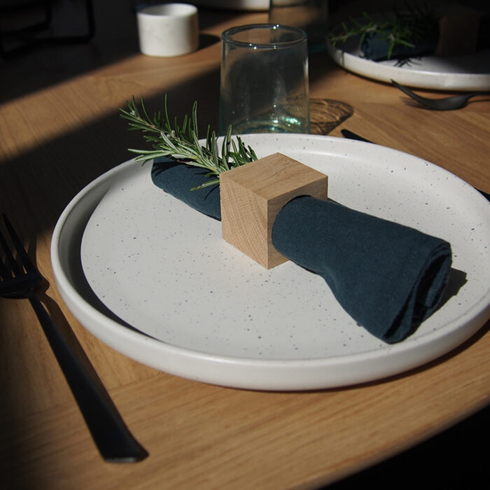 Coquetier en bois-éco-conçu-France-kopo-déco-art-de-la-table-rond de serviette en bois restaurant