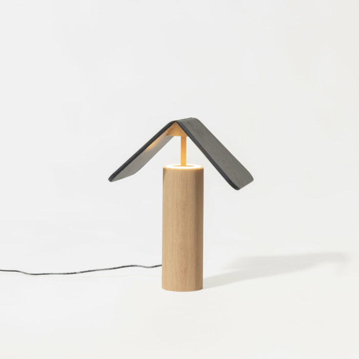 Petite lampe en bois- à poser- cabane- drugeot manufacture-nantes-luminair