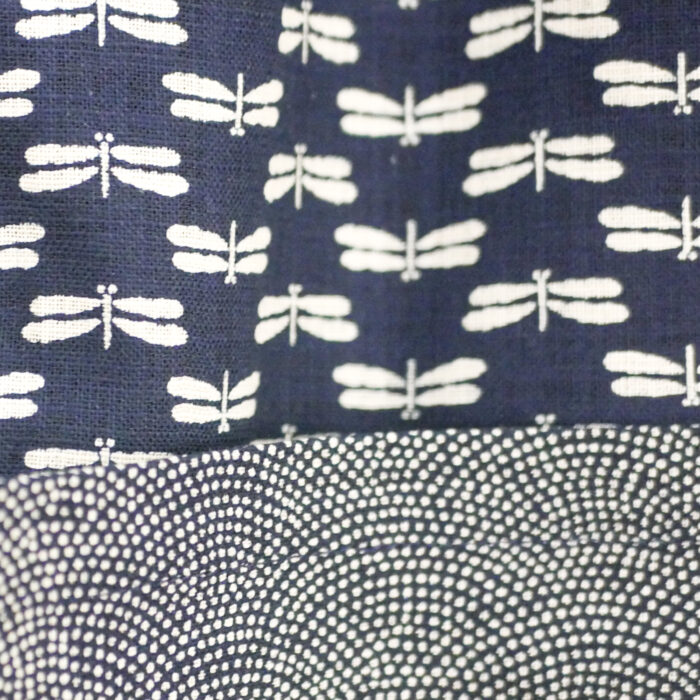 Tablier-héloise-levieux-motif-libellule-linatelier-textile (5)