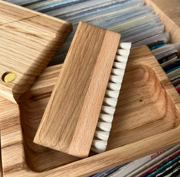 coffret-brosse-vinyle-nettoyage