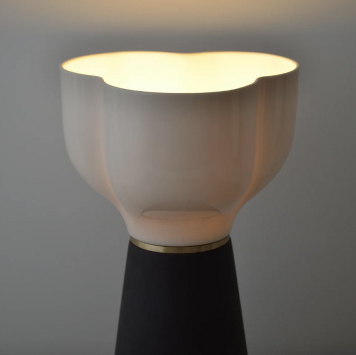 lampe à poser en porcelaine