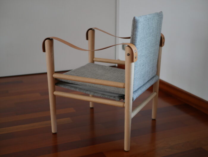 Dos-fauteuil-tissu-gris