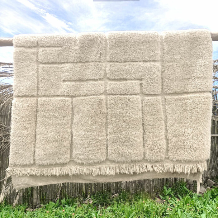tapis-en-laine-blanc