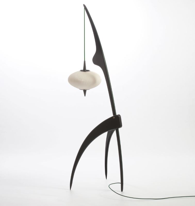 lampe mante religieuse Rispal N°14.950 en frene noir. L'inatelier ditributeur officiel à Nantes.