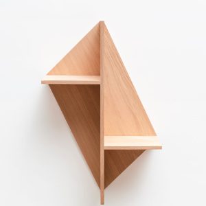 Etagère en bois massif avec fond chene naturel Kim Drugeot Manufacture pour L'INATELIER Nantes Design et artisanat français- GENERIQUE