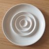 porte-savon porcelaine de limoges_blanc_céramique_artisanl_Ambre Hervo_L'Inatelier_Made in france_Nantes_handmade_savon solides_salle de bain_cuisine_rond_petite série