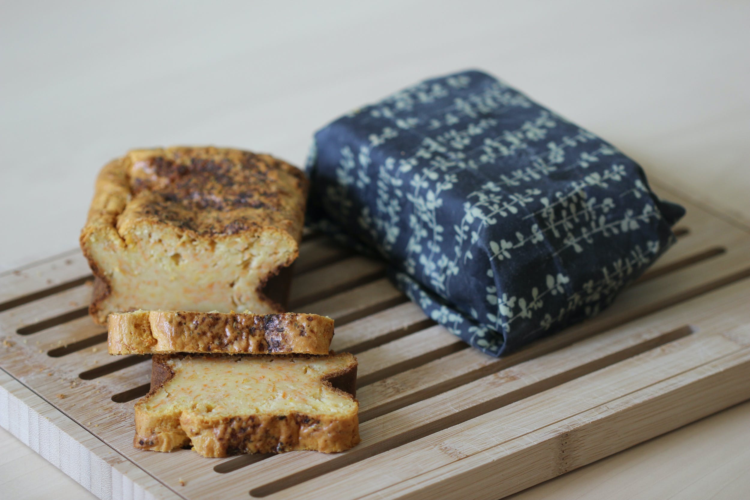 bewrap_emballage-alimentaire_zéro-déchet_éco-responsable_made-in-france_fabrication-française_cuisine_accessoire_nantes_l'Inatelier_lavable_réutilisable_pain_conserve