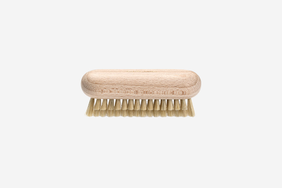Brosse à ongles_Hêtre_andree jardin_déco_intérieur_décoration_naturel_made-in -france_artisanat_nantes_linatelier - 1