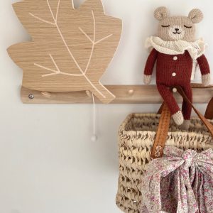boite-a-musique-feuille_april-eleven_bois_chêne_naturel_mélodie_music-box_hey-jude_déco_enfant_chambre_bébé_cadeau_nantes_linatelier_doudou