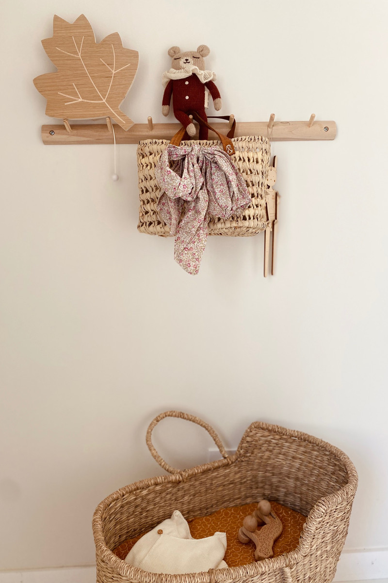 boite-a-musique-feuille_april-eleven_bois_chêne_naturel_mélodie_music-box_hey-jude_déco_enfant_chambre_bébé_cadeau_nantes_linatelier_inspiration