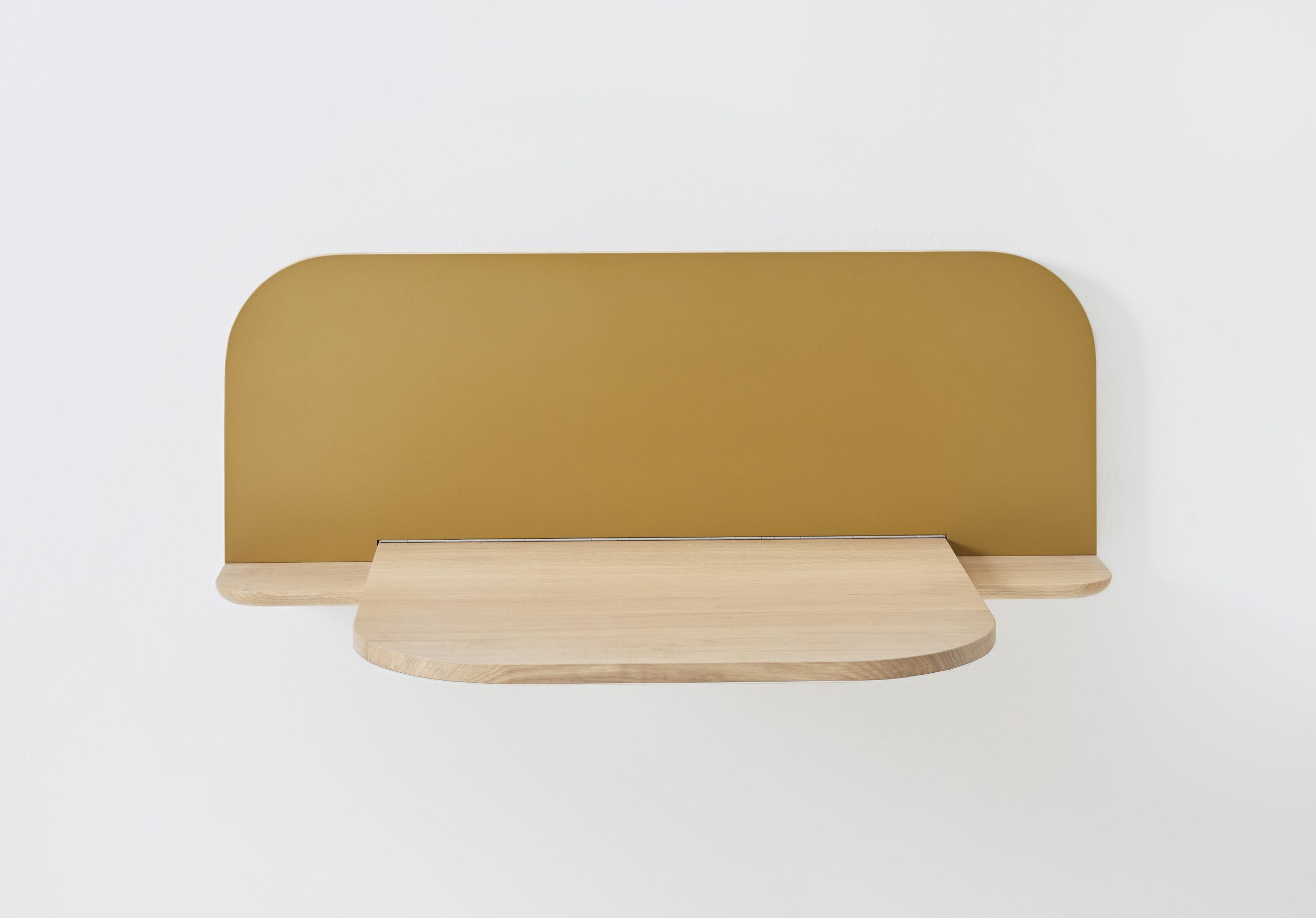 bureau-suspendu-écran-hetch-mobilier_linatelier_mobilier_desk_miroir_coiffeuse_laque_or_mural_nantes_boutique-déco_décoration_idée-déco_travail_made-in-france_design_position bureau_face