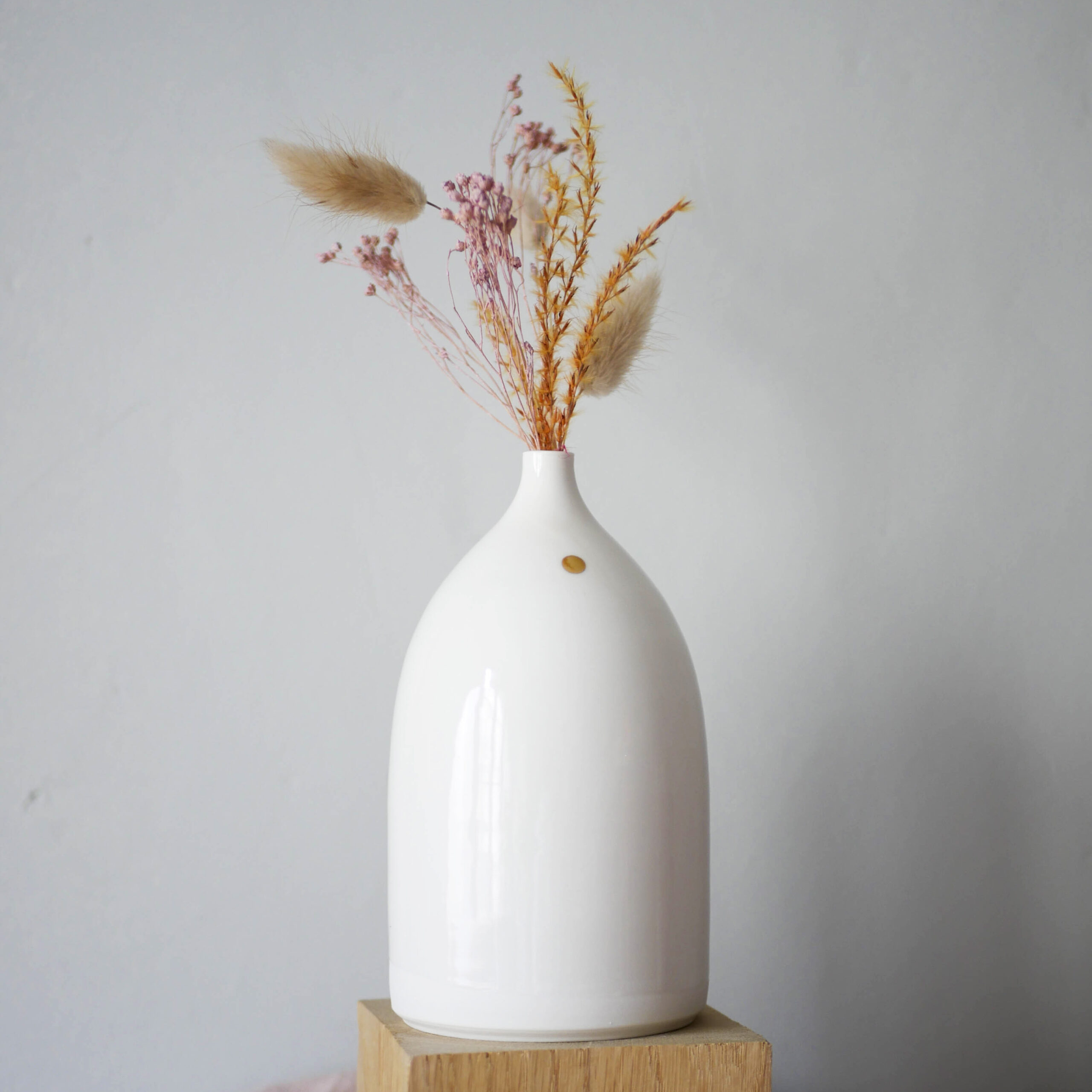 soliflore en porcelaine blanc_ &_Or_ambre_ceramique_l'inatelier_5