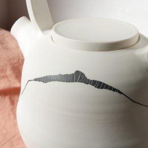 Théière en porcelaine artisanale Margot Coville