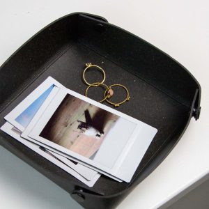 Vide-poche-cuir-recyclé-noir-ambiance-textile