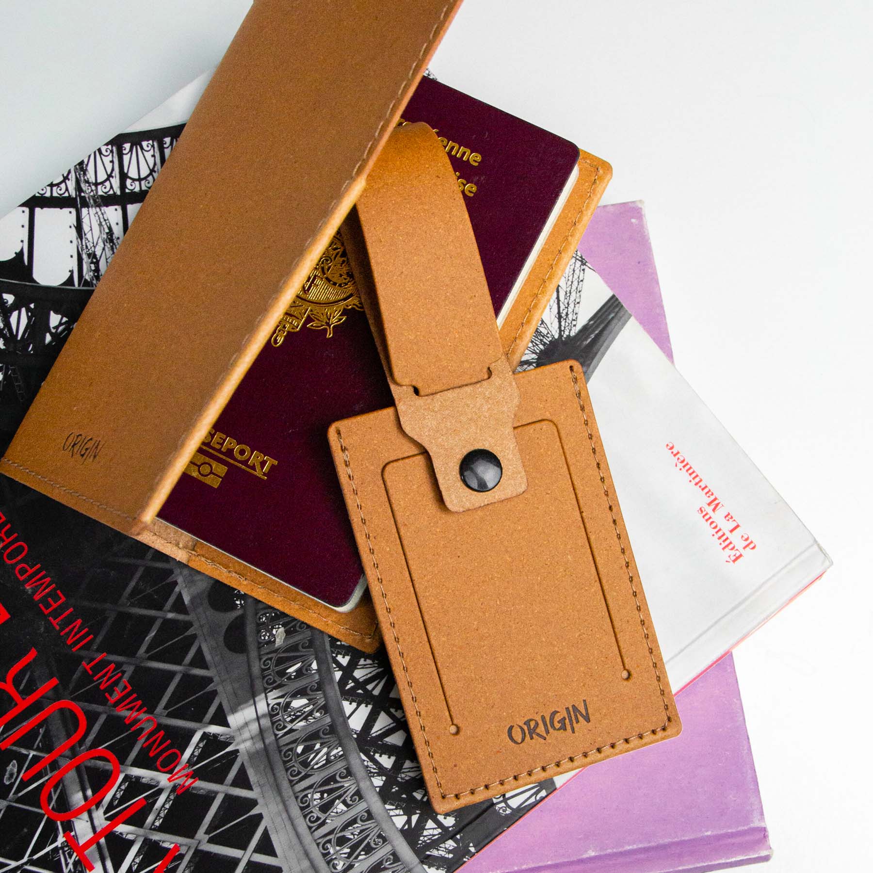 étiquette-bagage-en-cuir-recyclé-maison-origin